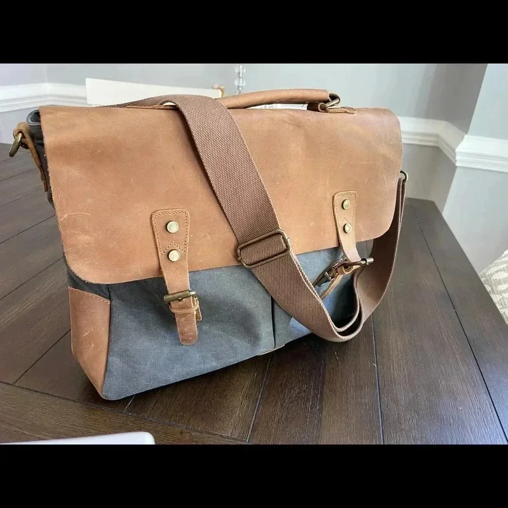 Woven canvas messenger bag